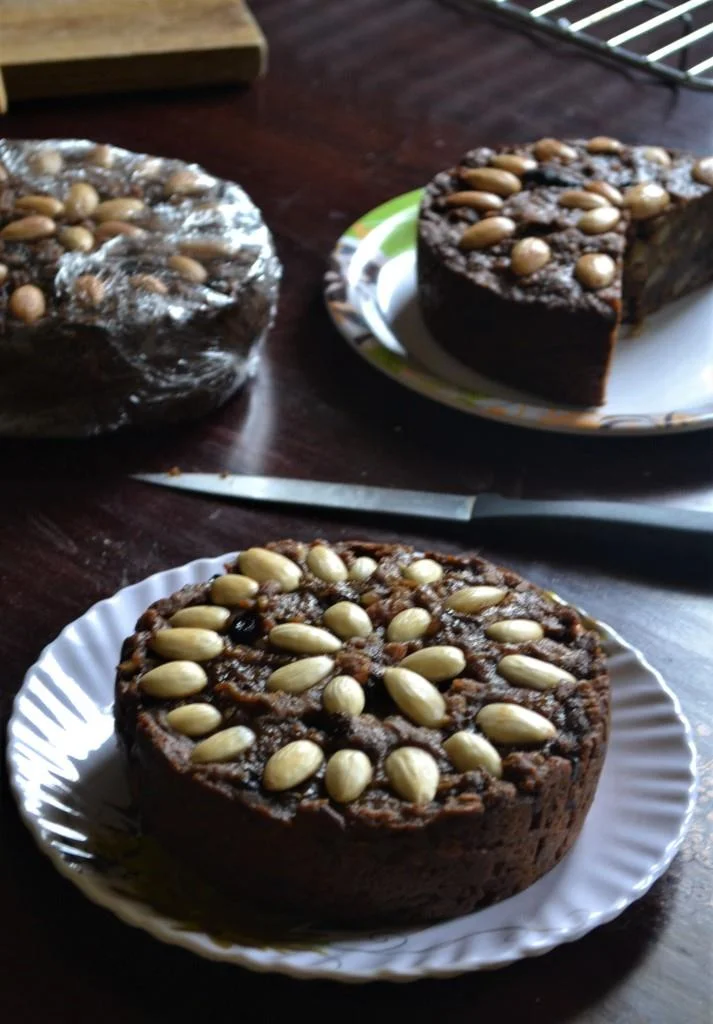 Eggless Whole Wheat Christmas Cake Without Oven
