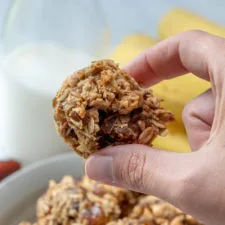 Healthy Banana Peanut Butter Cookies