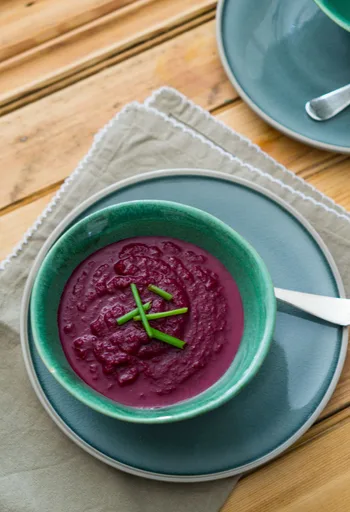 Balsamic Roasted Beetroot Soup