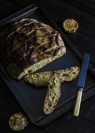 Roasted Garlic and Parmesan Bread