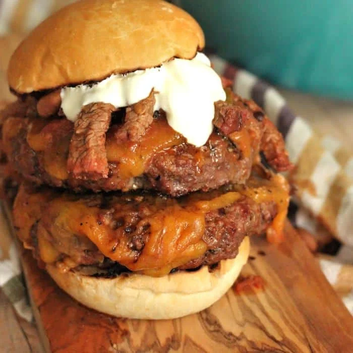 Tri Tip Chili Cheeseburgers