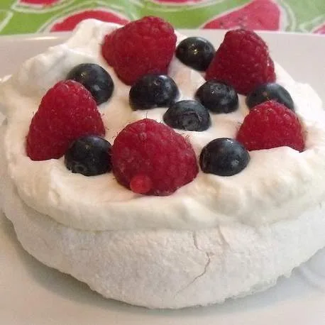 Easy Mini Pavlovas