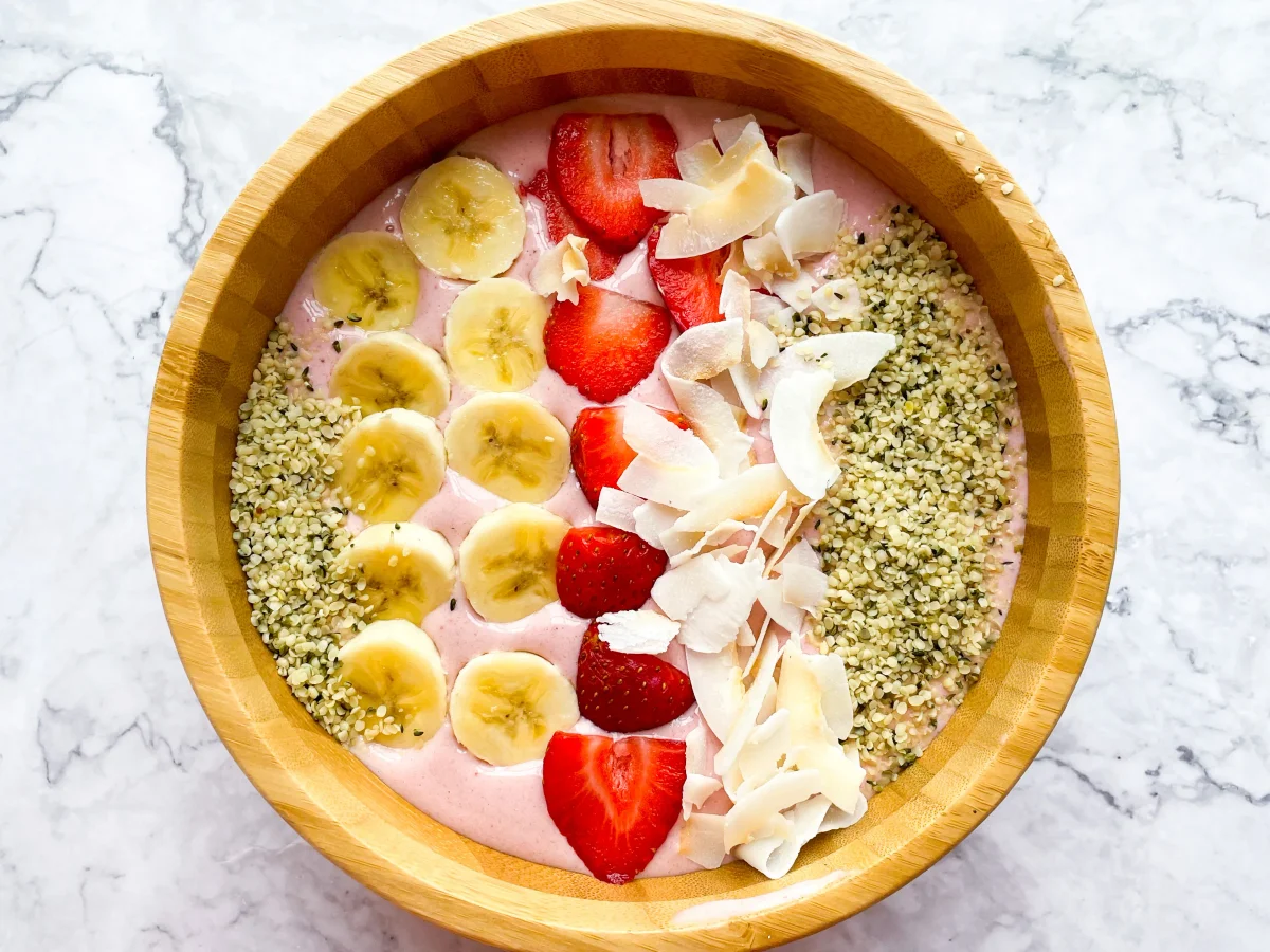 Strawberry-Banana Smoothie Bowl