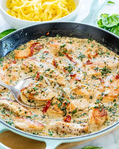 Pollo a la toscana cremoso