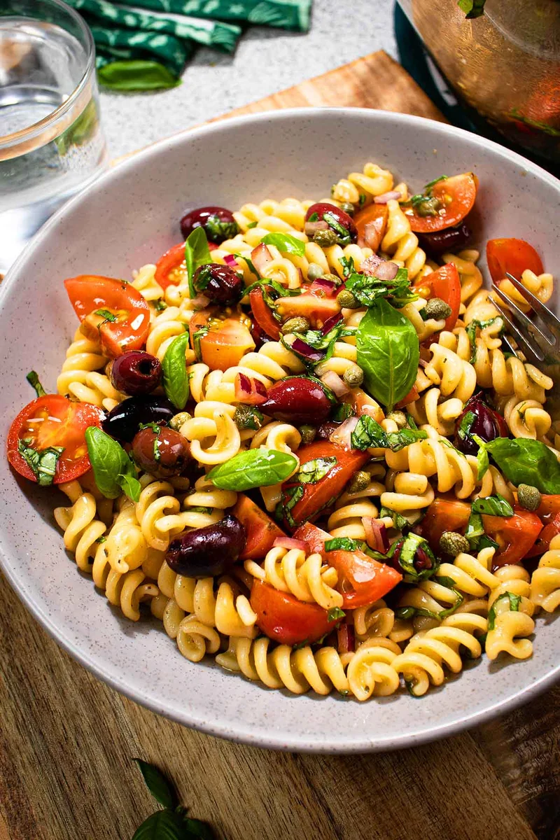 Zesty Italian Pasta Salad with Italian Dressing