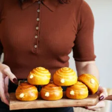 Sweet Little Pastry Cream Pumpkin Buns
