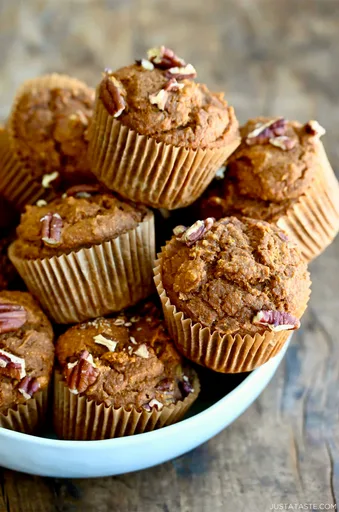 Healthy Pumpkin Muffins