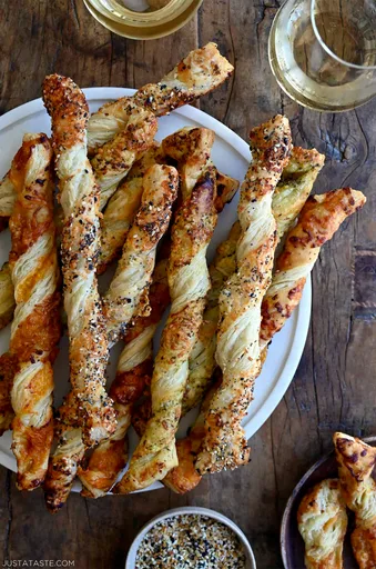 Bastoncitos de queso de hojaldre