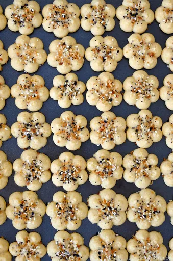 Southern Cheese Crackers (Savory Spritz Cookies)