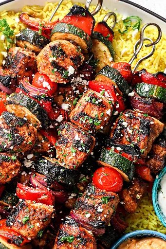 Brochetas de Pollo Griego
