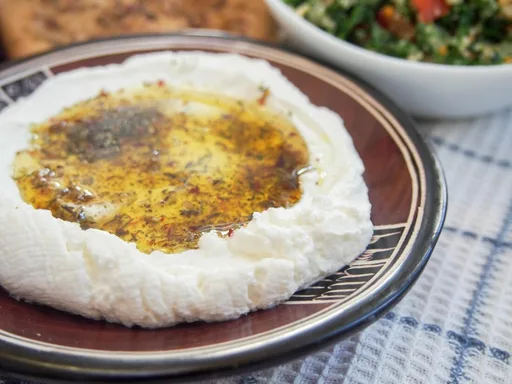 How to make labneh