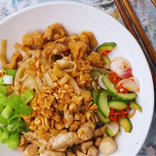 Crispy Garlic Noodle