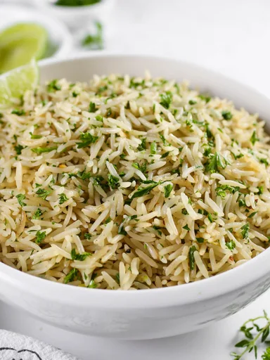 Arroz con hierbas y ajo