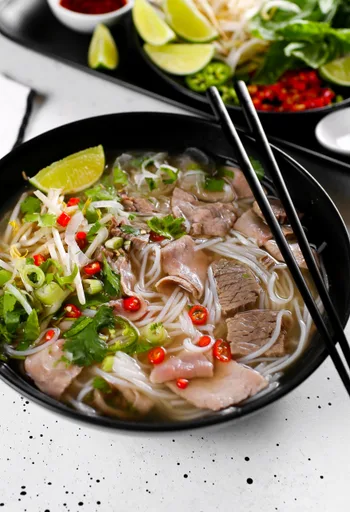 Pho Recipe (Vietnamese beef pho)