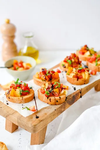 Bruschetta con tomate