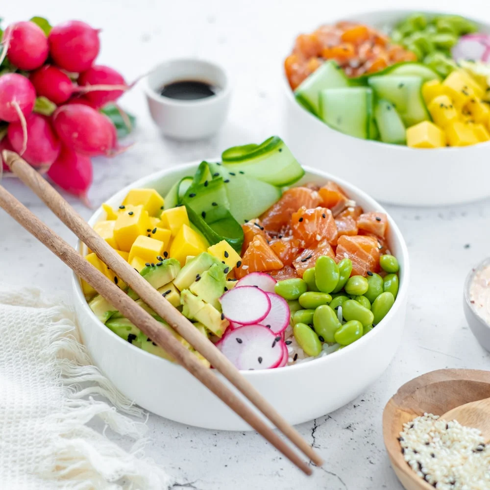 Poké bowl met zalm