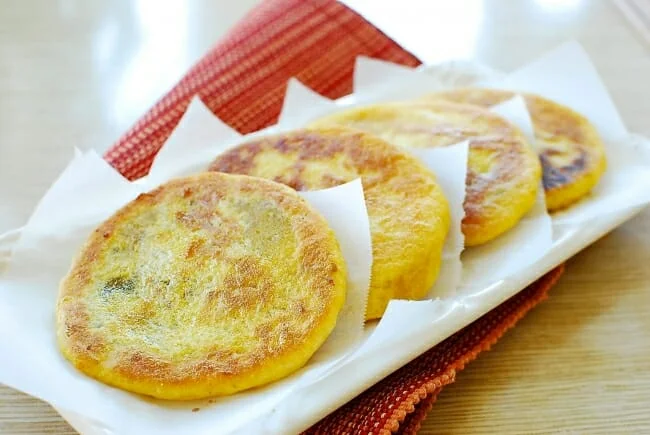 Hobak hotteok (Pumpkin stuffed Korean pancake)