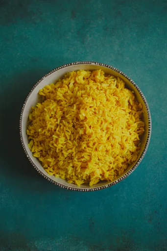 Arroz con cúrcuma y curry