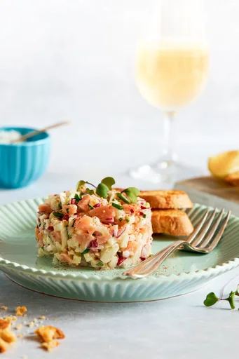 Tartare de radis, fenouil et saumon fumé