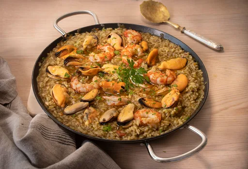 Arroz con mejillones y langostinos