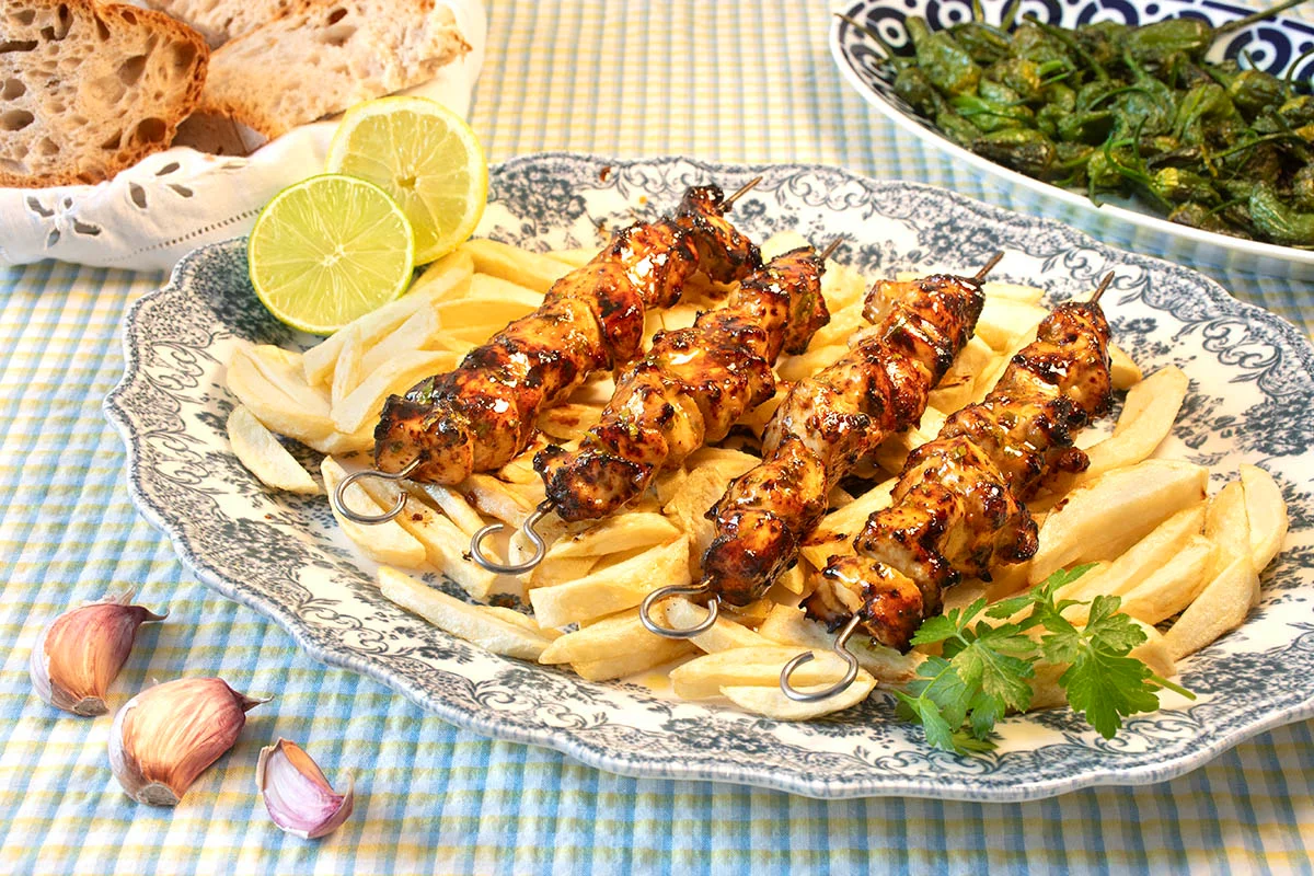 Cómo Hacer Brochetas de pollo en Freidora de Aire ¡En Minutos!