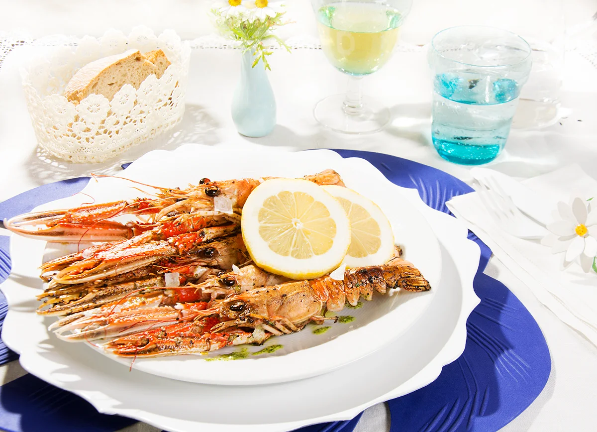 Cigalas a la plancha. Marisco.