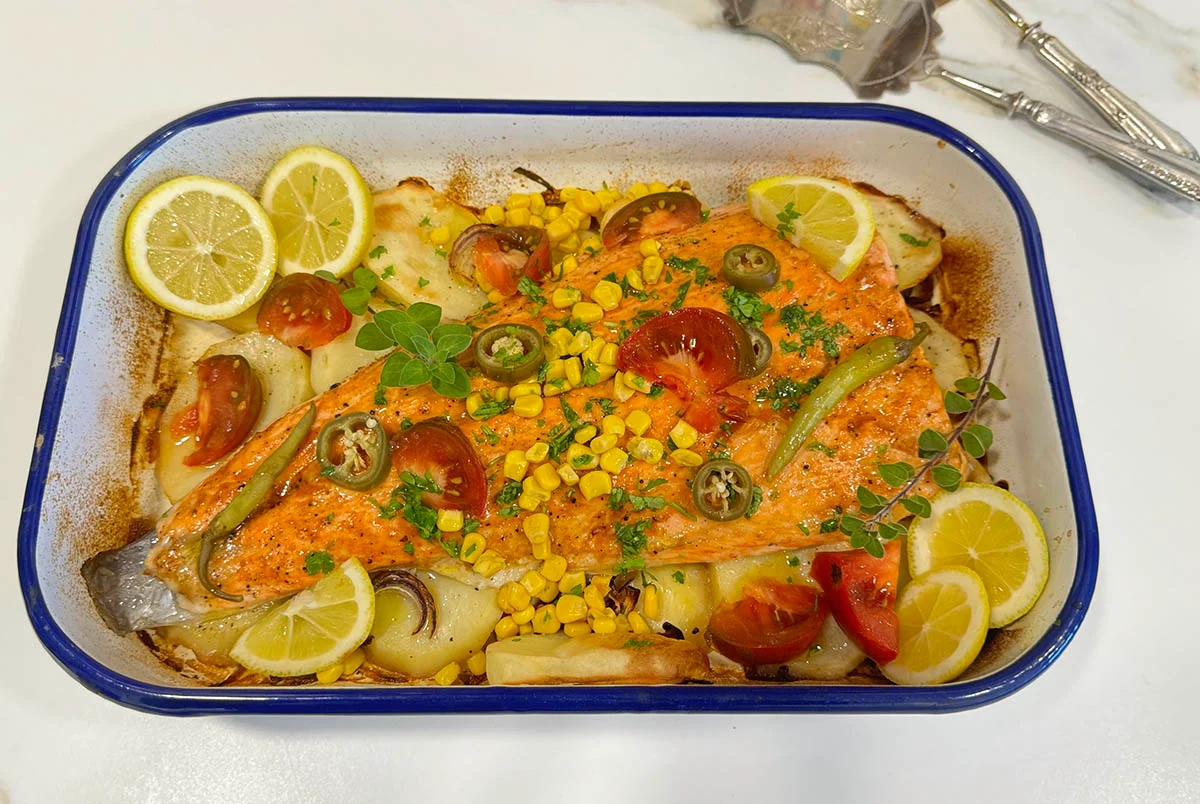 Cola de salmón al horno con salsa barbacoa