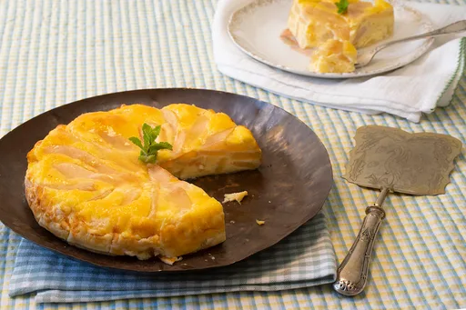 Tarta de yogur y 3 peras. MUY FÁCIL