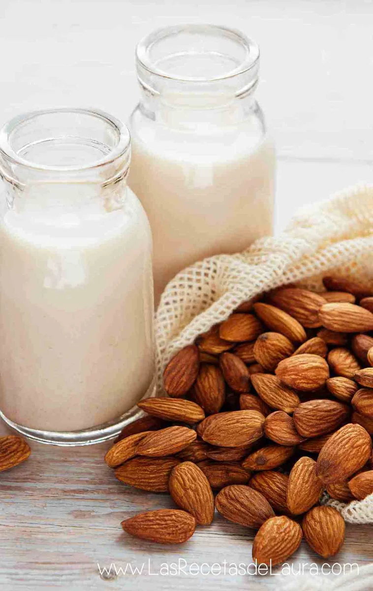 Leche de Almendras Casera sin Azúcar