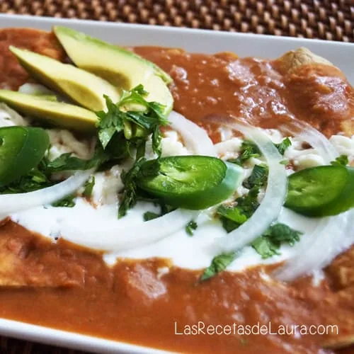 ENFRIJOLADAS CON QUESO FRESCO