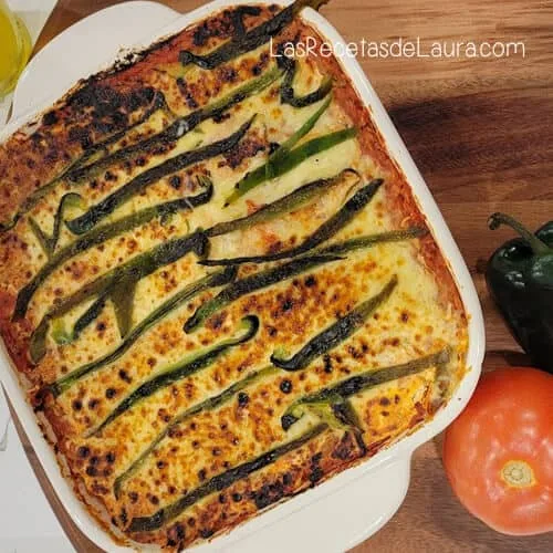 Pastel de atún con chile poblano