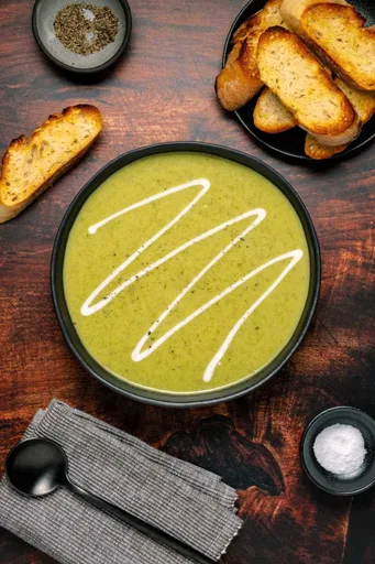 Sopa Vegana de Brócoli