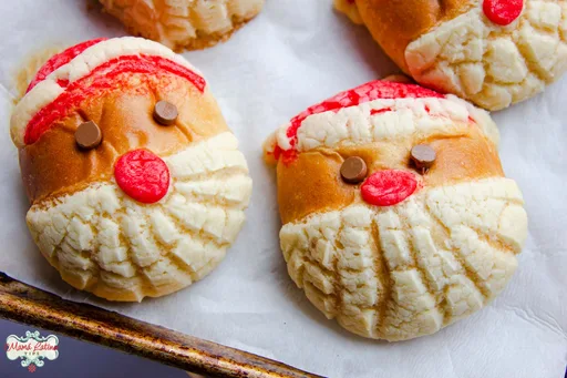 Santa Claus Concha Recipe