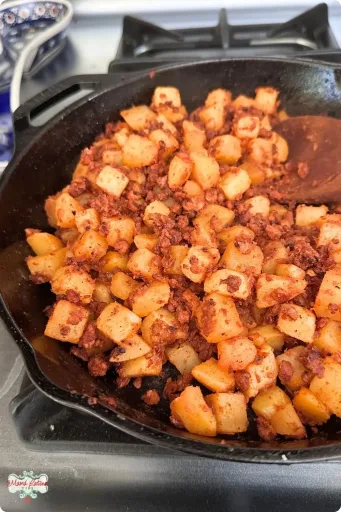 Receta y vídeo de patatas con chorizo mexicano