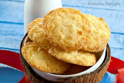 Chewy Coconut Cookies