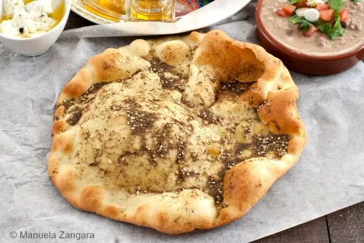 Za’atar Manouche Recipe (Lebanese Flatbread)