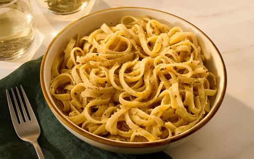 Fettuccine con ajo y aceite de oliva