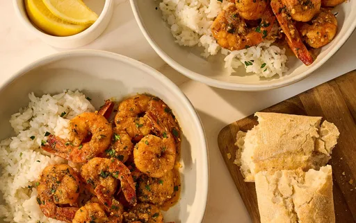 Gambas al ajillo y aceite de oliva