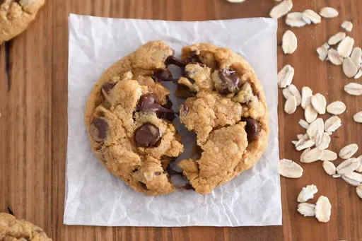 Brown Butter Pumpkin Oatmeal Chocolate Chip Cookies