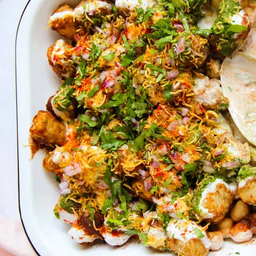 Tater Tots Chaat