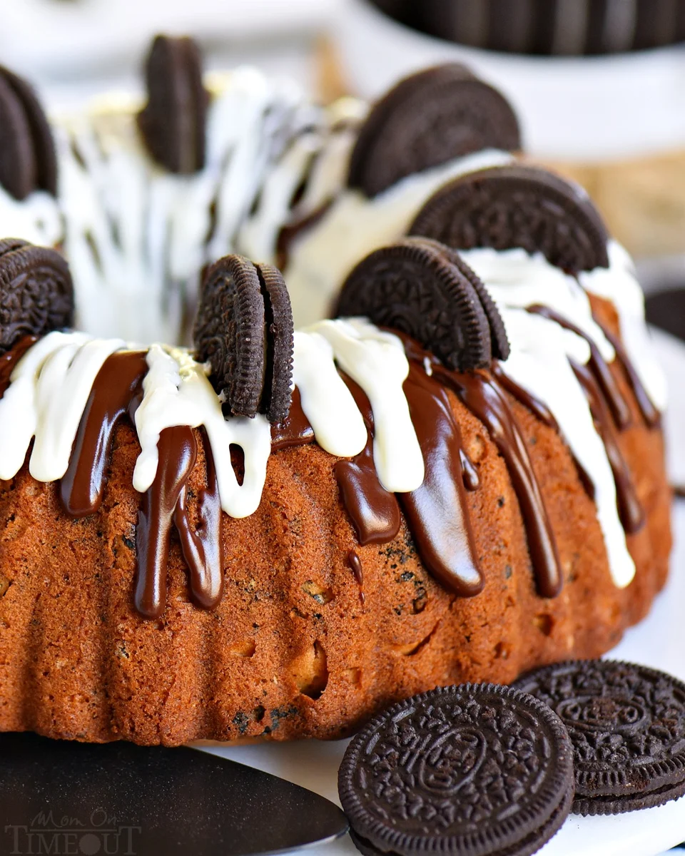Cookies and Cream Oreo Cake