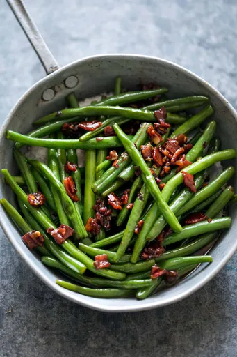 Sauteed Brown Sugar Bacon Garlic Green Beans