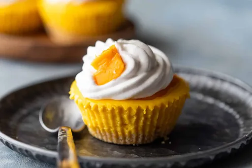 Mini Mango Cheesecakes (Eggless and No Bake)