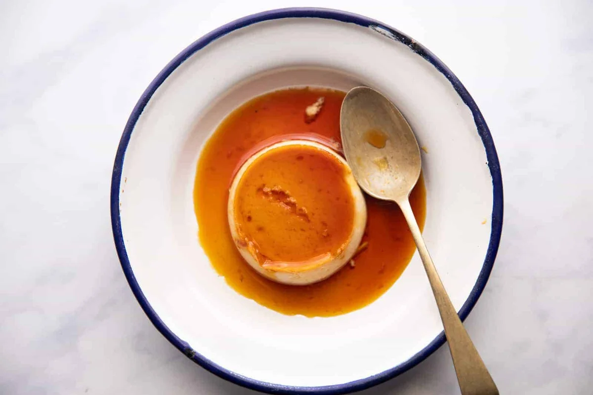 Flan vegano de coco y caramelo
