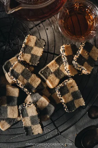 Sesame Checkerboard Cookies