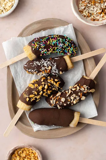 Frozen Chocolate Covered Banana Pops Recipe
