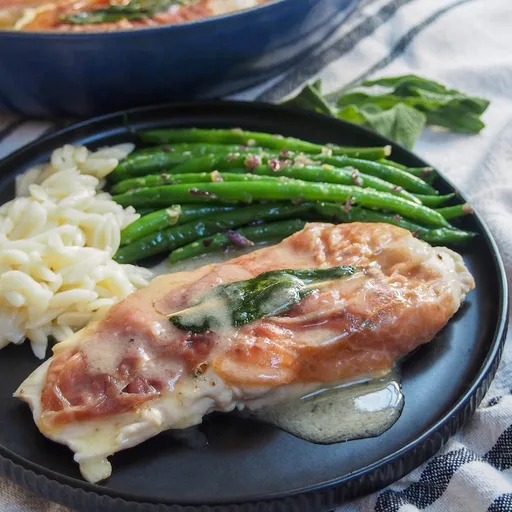 Saltimbocca de pollo