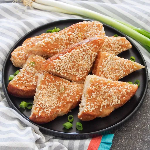 Sesame shrimp toast (prawn toast)