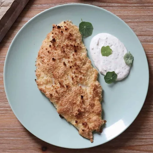 Tilapia con costra de almendras