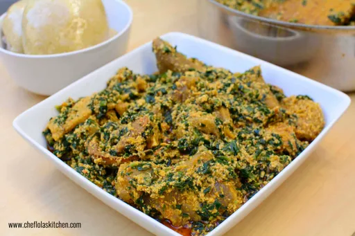 Yuca Machacada con Sopa de Egusi